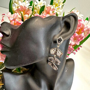 Vintage Silver Leaves Earrings with Black & clear crystals excellent condition